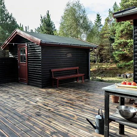 Authentic Summerhouse Near The