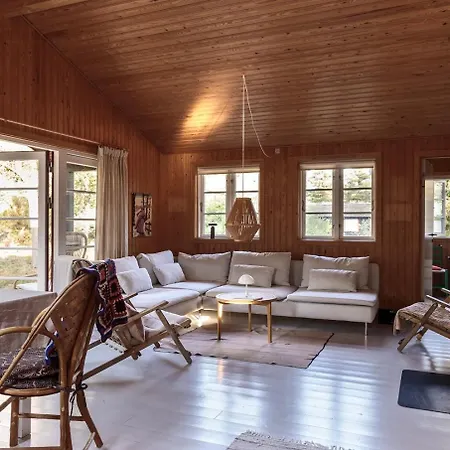 Authentic Summerhouse Near The