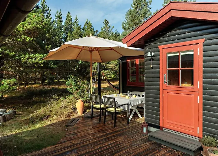 Authentic Summerhouse Near The Semesterbostad